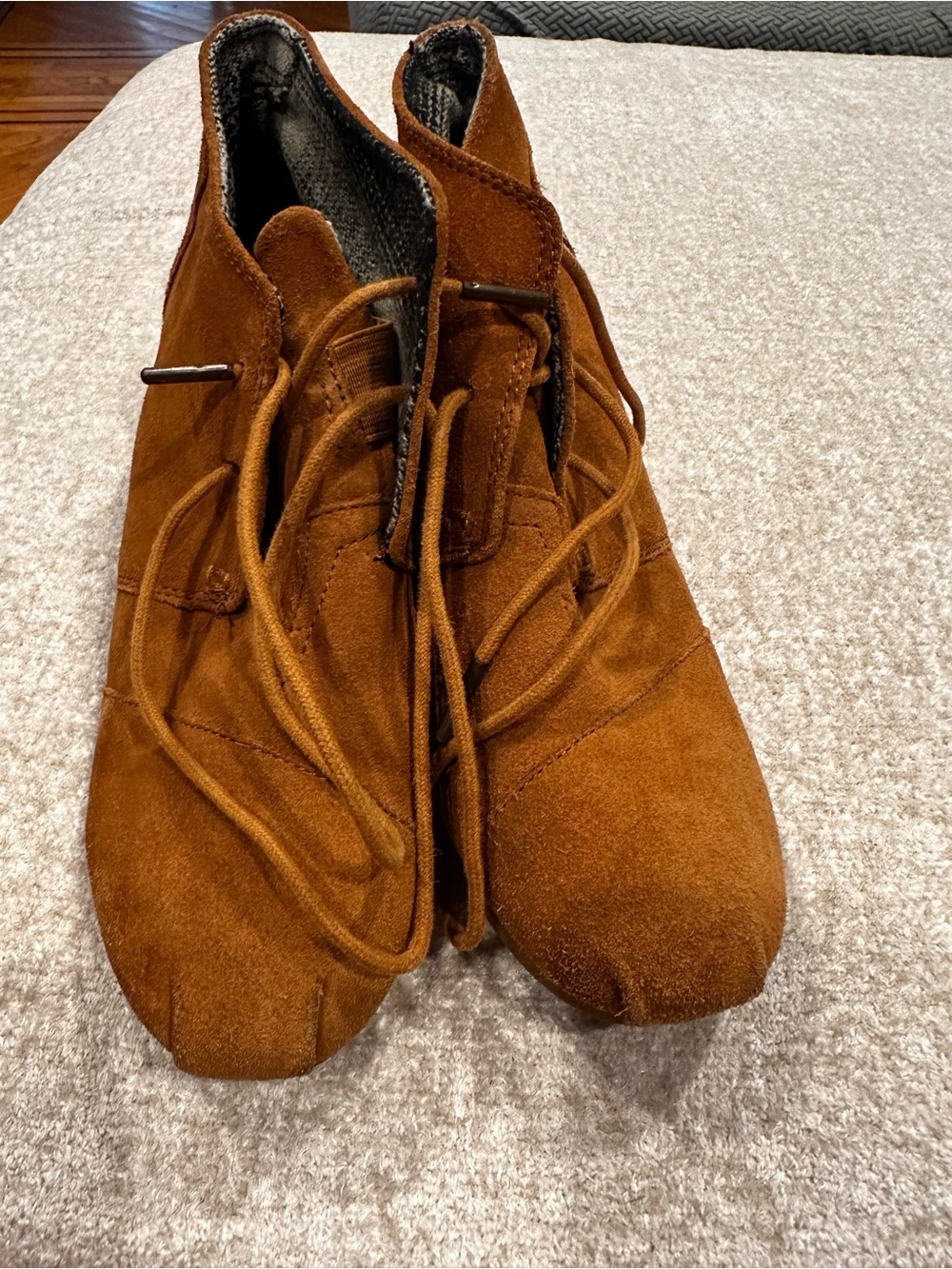 Toms Women's Suede Ankle Booties - Rust Brown
